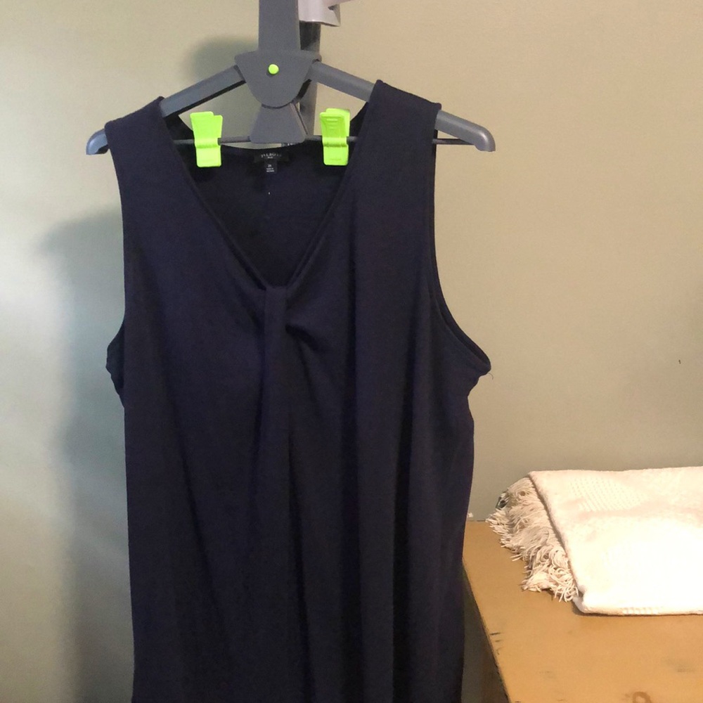 Talbots 2X sleeveless top. Black. Excellent condition